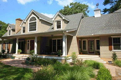 Example of a classic exterior home design in Baltimore