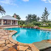 Pool house