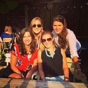 Rachel Tucker's photo