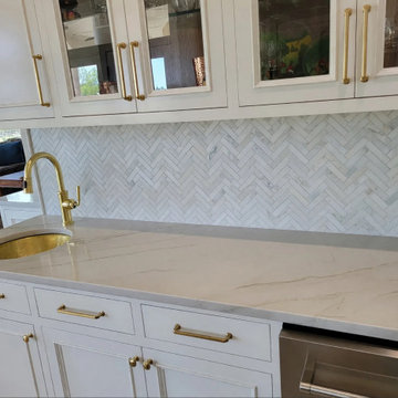 Aiken kitchen and bath in quartz and marble