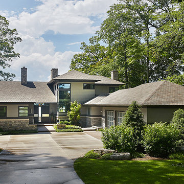 Hasserton - Transitional Prairie Style Lakefront