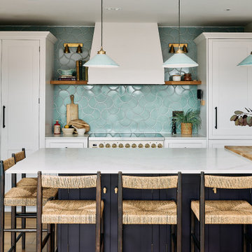 Thatched Cottage - Kitchen