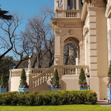 Versailles planter, Jardinier du Roi, French planters, orange tree planters Chat