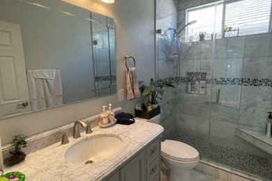 Elegant bathroom photo in Los Angeles