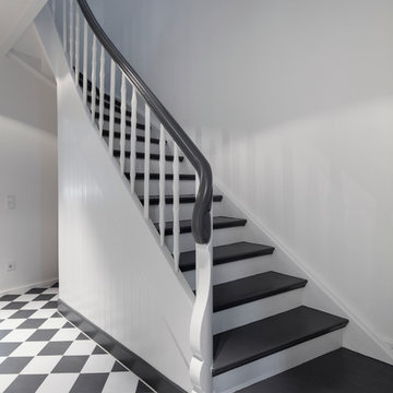 Haus HK / Sanierung und Dachaufbau eines Stadthauses