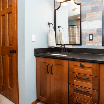 Burnt Hills Horse Ranch Main Bath