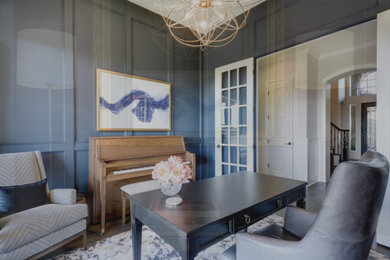 Inspiration for a transitional home office remodel in Austin