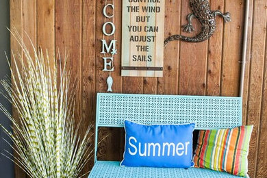 Mountain style porch idea in Austin