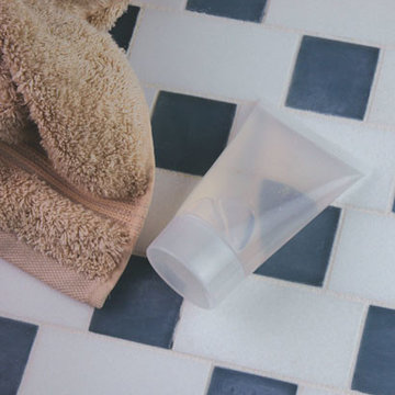 Thassos w/ Dark Blue Glass Square Bathroom Floor Mosaic
