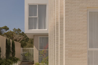 This is an example of a modern pool in Sydney.