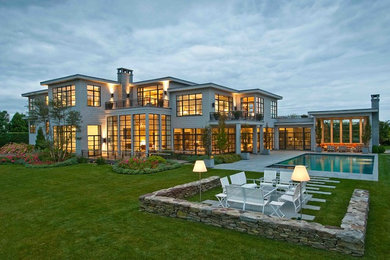 Inspiration for a modern exterior home remodel in New York
