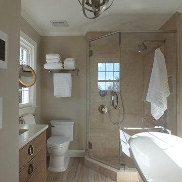 Transitional Master On-Suite