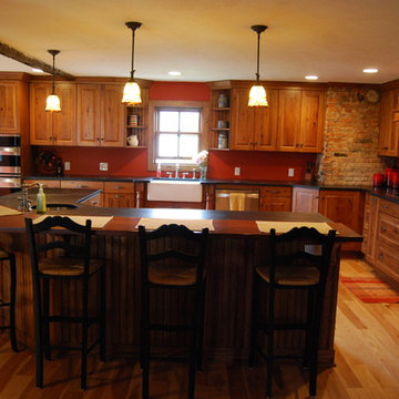 Spacious Kitchen - Interior Afer Farmhouse Photos