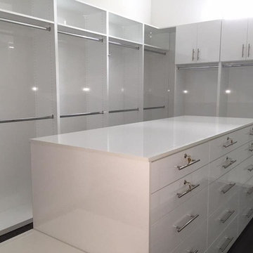 High Gloss White Closet