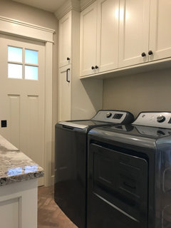 Take Laundry room cabinets to 8' ceiling?