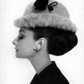 Lillian Lowe's photo