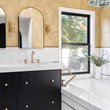 Geometric Bathroom Escape