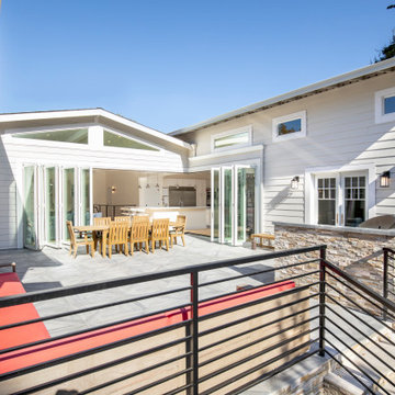 Walls Disappear Creating an Indoor/Outdoor Lifestyle with Zero Corner Bifolds