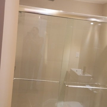 R.C. washroom renovation/ R.C. rénovation salle de bain