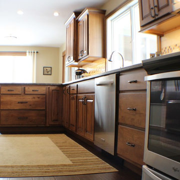 Geneseo, IL-Rustic but Refined