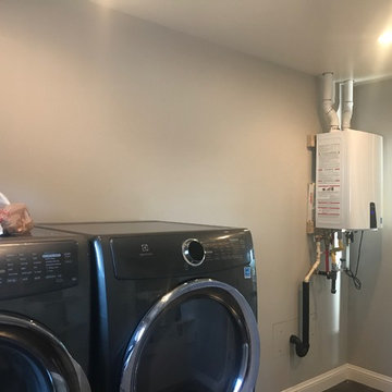 LAUNDRY ROOM WITH MASTER CLOSET PASS THROUGH