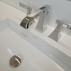Hamptons Dream Home - Bathroom Sink Faucets