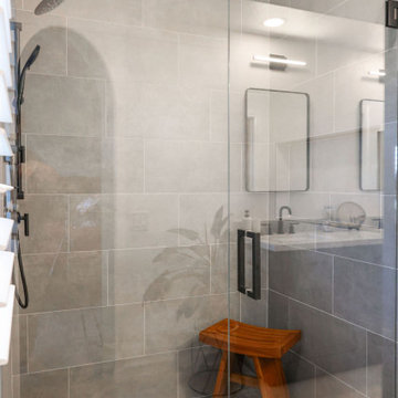 Master Bathroom - Blue Tranquil