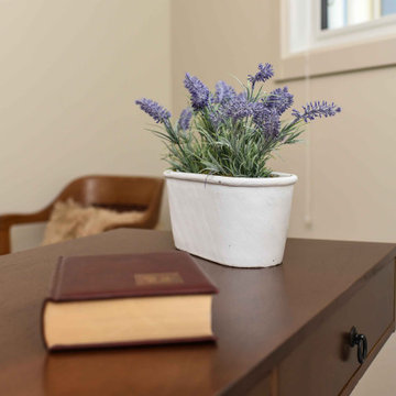 Vacant Home Staging - This Condo Sold Hours After it was Staged!