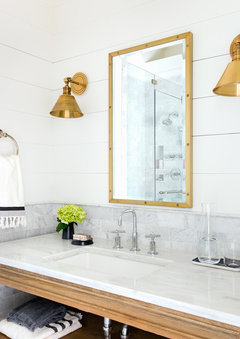 Mixing metals in bathroom
