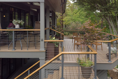 This is an example of a rustic terrace in Burlington.