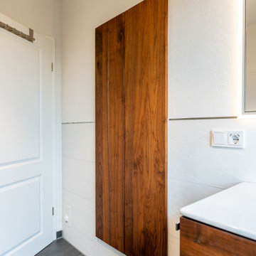 Elternbad Einbauschrank