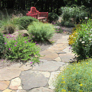 ACCENTS GIVE A LANDSCAPE PERSONALITY