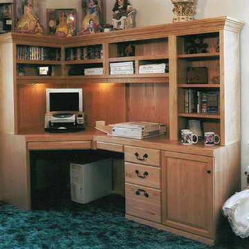 Custom Offices without Wallbeds