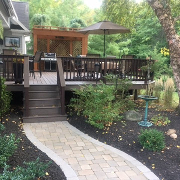 DECKS