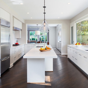 Contemporary Kitchen