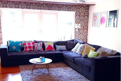 Imagen de sala de estar minimalista grande