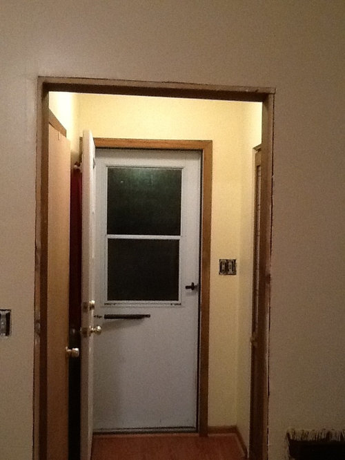 What Color Could I Paint This Small Entryway