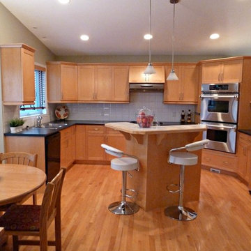 Kitchen - Winnipeg - Home Staging