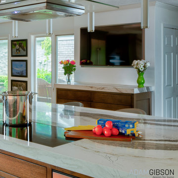 Modern Coffee and Cream Kitchen