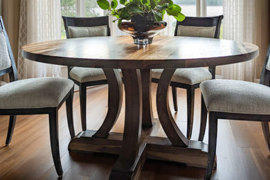 Dining room - modern dining room idea in Charleston