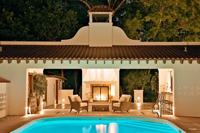 Inspiration for a mediterranean exterior home remodel in Chicago