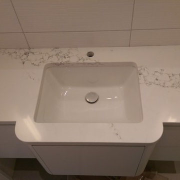 St. John's Wood's kitchen and bathrooms in Statuario quartz 20mm