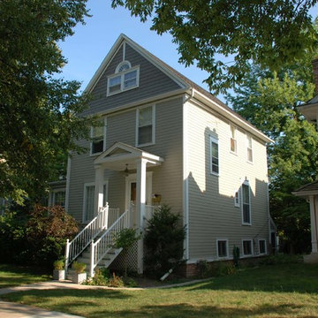 Farm House Style Home - Wilmette, IL in James Hardie Siding & Trim