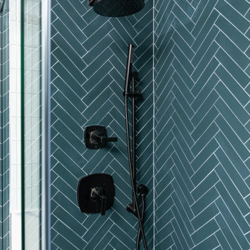 Contemporary Shower Detail