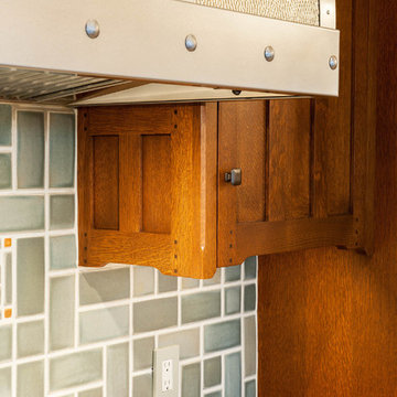 Arts & Crafts Designer Series Featuring Details in Maple