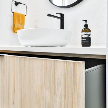 Rénovation de cuisine et de salle de bain modernes - Van Horne