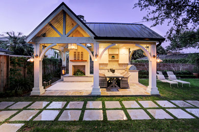Elegant patio photo in Houston