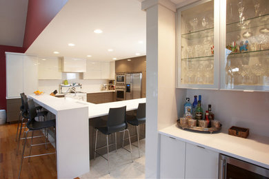 Example of a trendy kitchen design in Kansas City