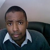 Arik Joness foto