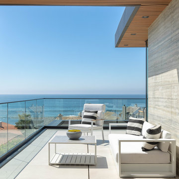 Outdoor Living Space with Seamless Stone Cladding